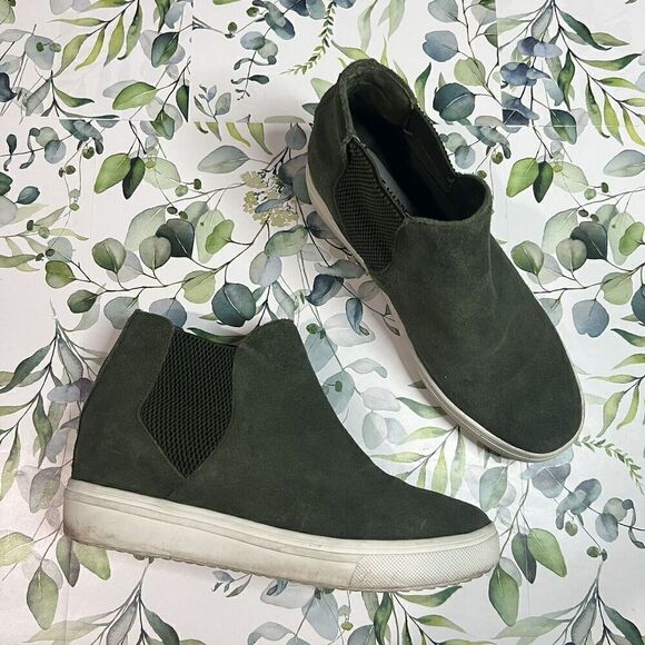 Steve Madden Green Suede Chelsie Boots - Picture 1 of 5